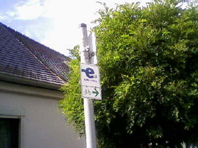 Das selbe Schild von der anderen Seite.